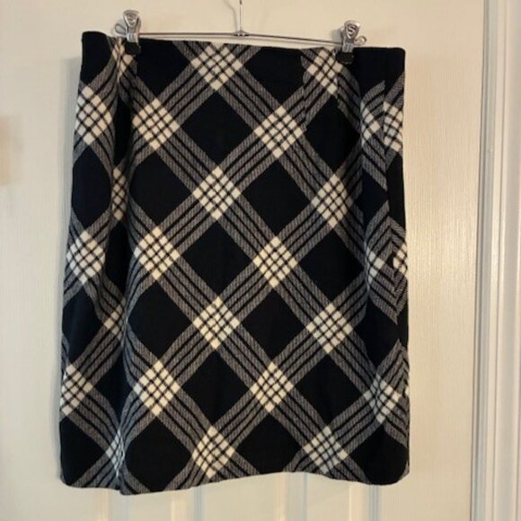 Talbots Women's Wool Blend Black White Plaid Knee Length Lined Skirt Size 14 - Picture 1 of 7